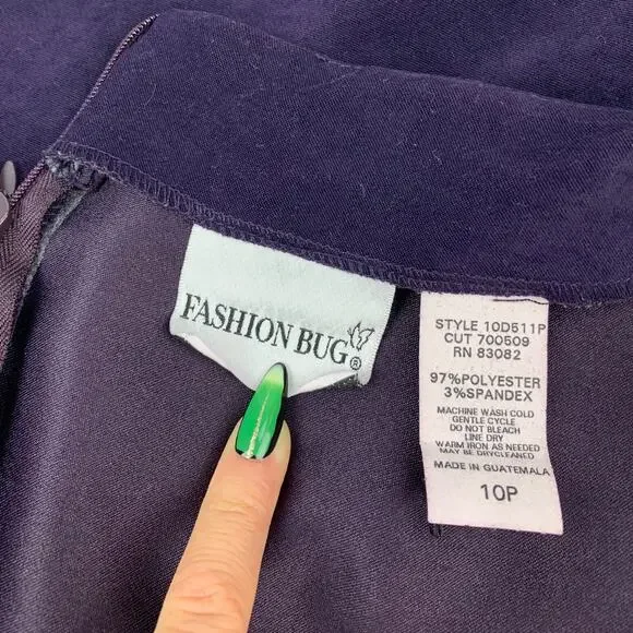 90's FASHION BUG purple faux suede mini skirt with floral cut out along bottom - Picture 3 of 14